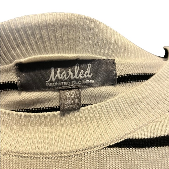 Marled “Merry and Bright” holiday sweater - Picture 5 of 7